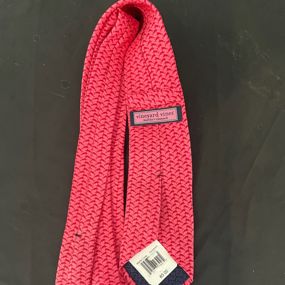 Vineyard Vines Men’s Marlin Red Necktie